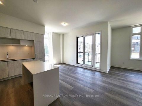 Photo 4 at 1003 - 14 David Eyer Road, Rural Richmond Hill, Richmond Hill