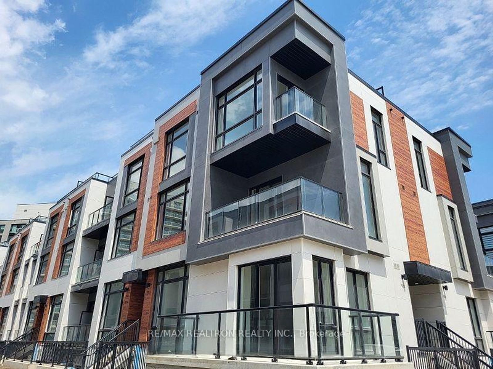 1003 - 14 David Eyer Road, Rural Richmond Hill, Richmond Hill 