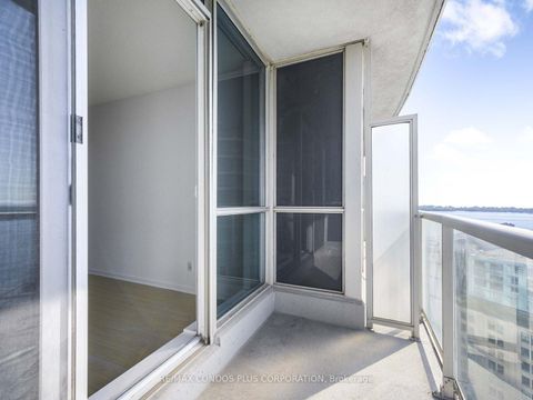 Photo 20 at 2209 - 208 Queens Quay W, Waterfront Communities C1, Toronto