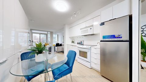 Photo 10 at 743 - 10 Capreol Court, Waterfront Communities C1, Toronto