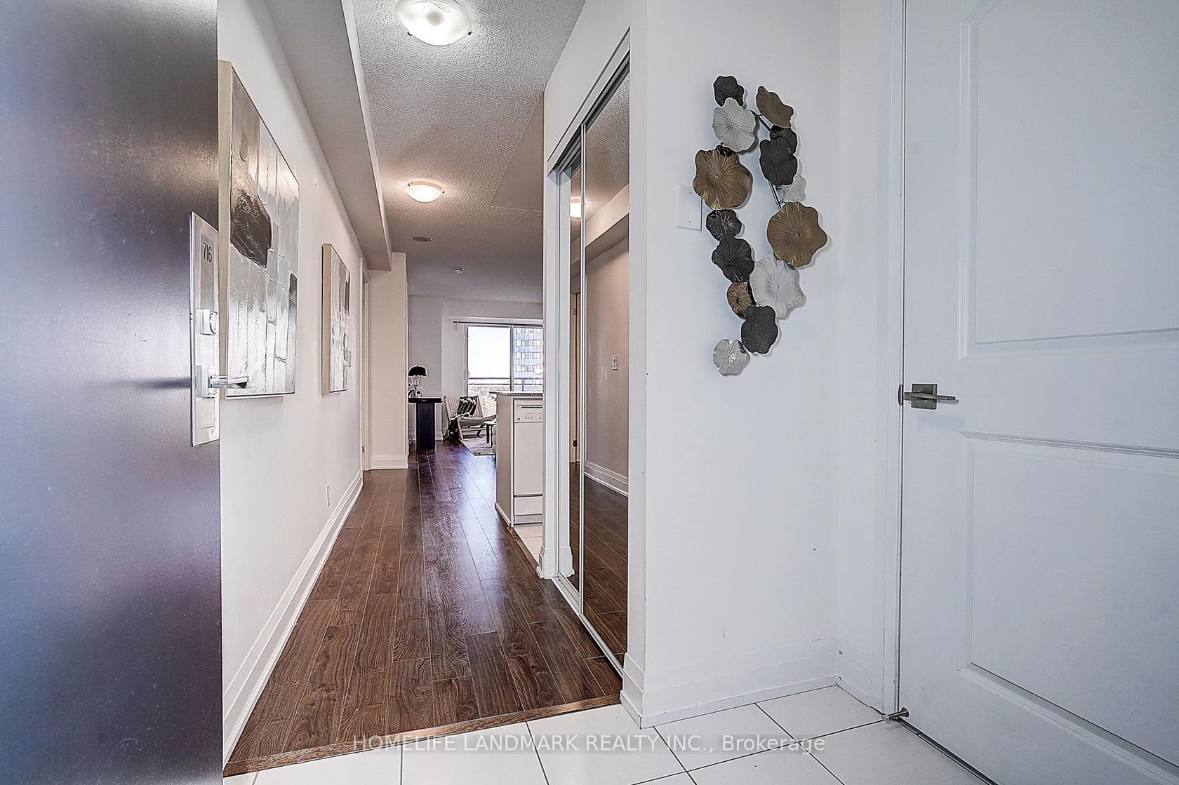 Photo 9 at 1070 Sheppard Avenue W, York University Heights, Toronto Photo 9 at 1070 Sheppard Avenue W, York University Heights, Toronto