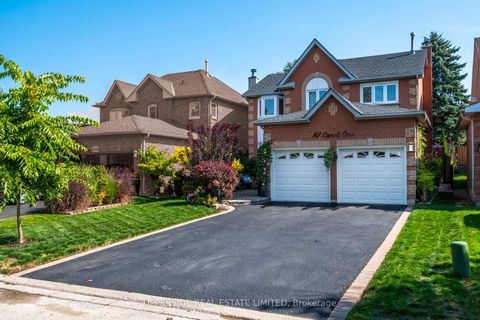 Photo 1 at 167 Covent Crescent, Aurora Highlands, Aurora