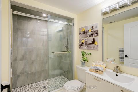 Photo 35 at 167 Covent Crescent, Aurora Highlands, Aurora