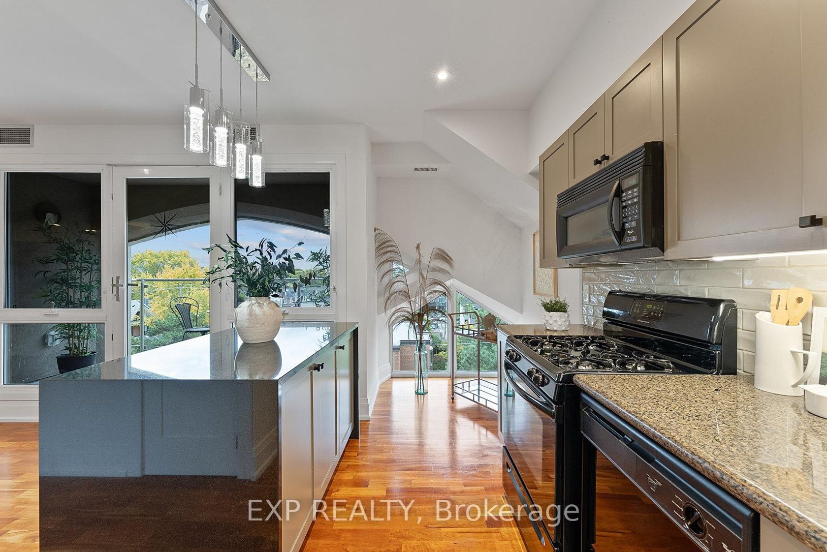 Photo 15 at 305 - 660 Pape Avenue, North Riverdale, Toronto Photo 15 at 305 - 660 Pape Avenue, North Riverdale, Toronto