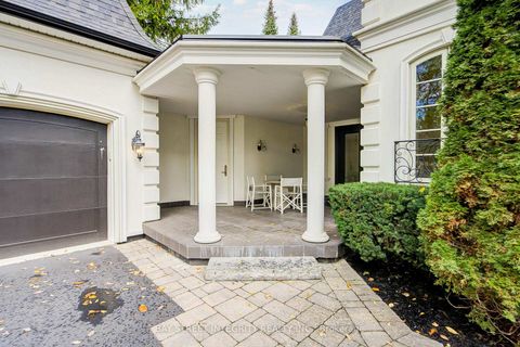 Photo 4 at 9 Highland Court, Aurora Village, Aurora