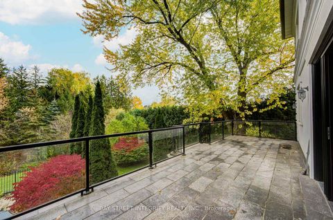 Photo 17 at 9 Highland Court, Aurora Village, Aurora