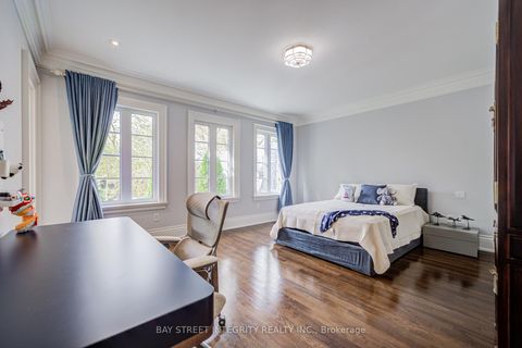 Photo 37 at 9 Highland Court, Aurora Village, Aurora