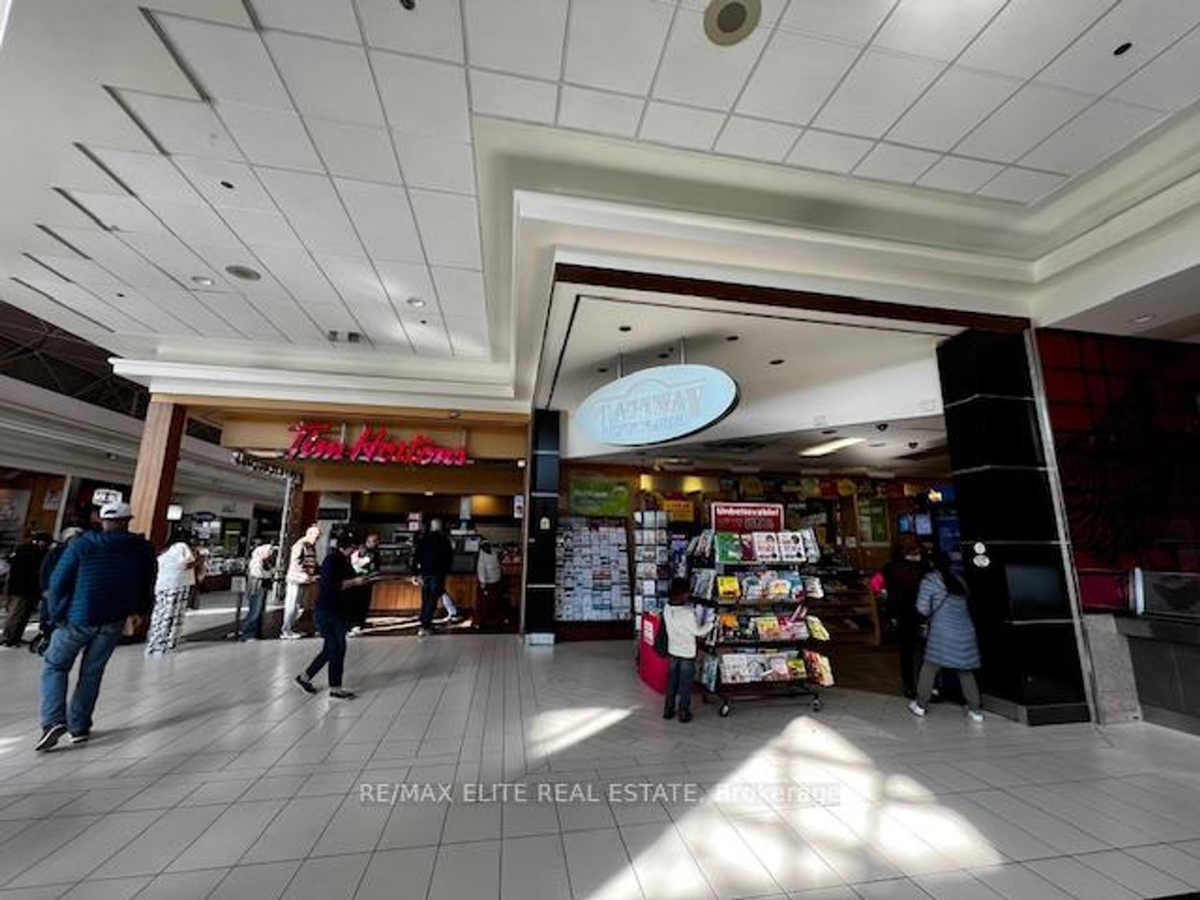 125 - 70 Eglinton Square, Birchmount, Toronto photo 2