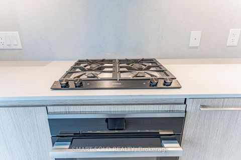 Photo 15 at 1307 - 81 Wellesley Street E, Yonge Corridor, Toronto Photo 15 at 1307 - 81 Wellesley Street E, Yonge Corridor, Toronto