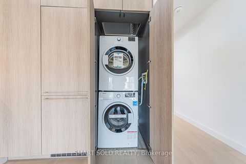 Photo 16 at 1307 - 81 Wellesley Street E, Yonge Corridor, Toronto