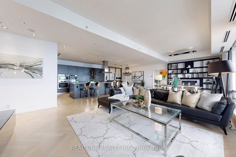 Photo 9 at 6205 - 180 UNIVERSITY Avenue, Bay Street Corridor, Toronto