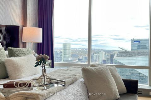 Photo 21 at 6205 - 180 UNIVERSITY Avenue, Bay Street Corridor, Toronto