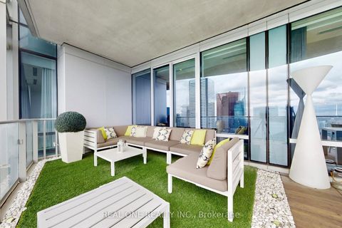 Photo 36 at 6205 - 180 UNIVERSITY Avenue, Bay Street Corridor, Toronto