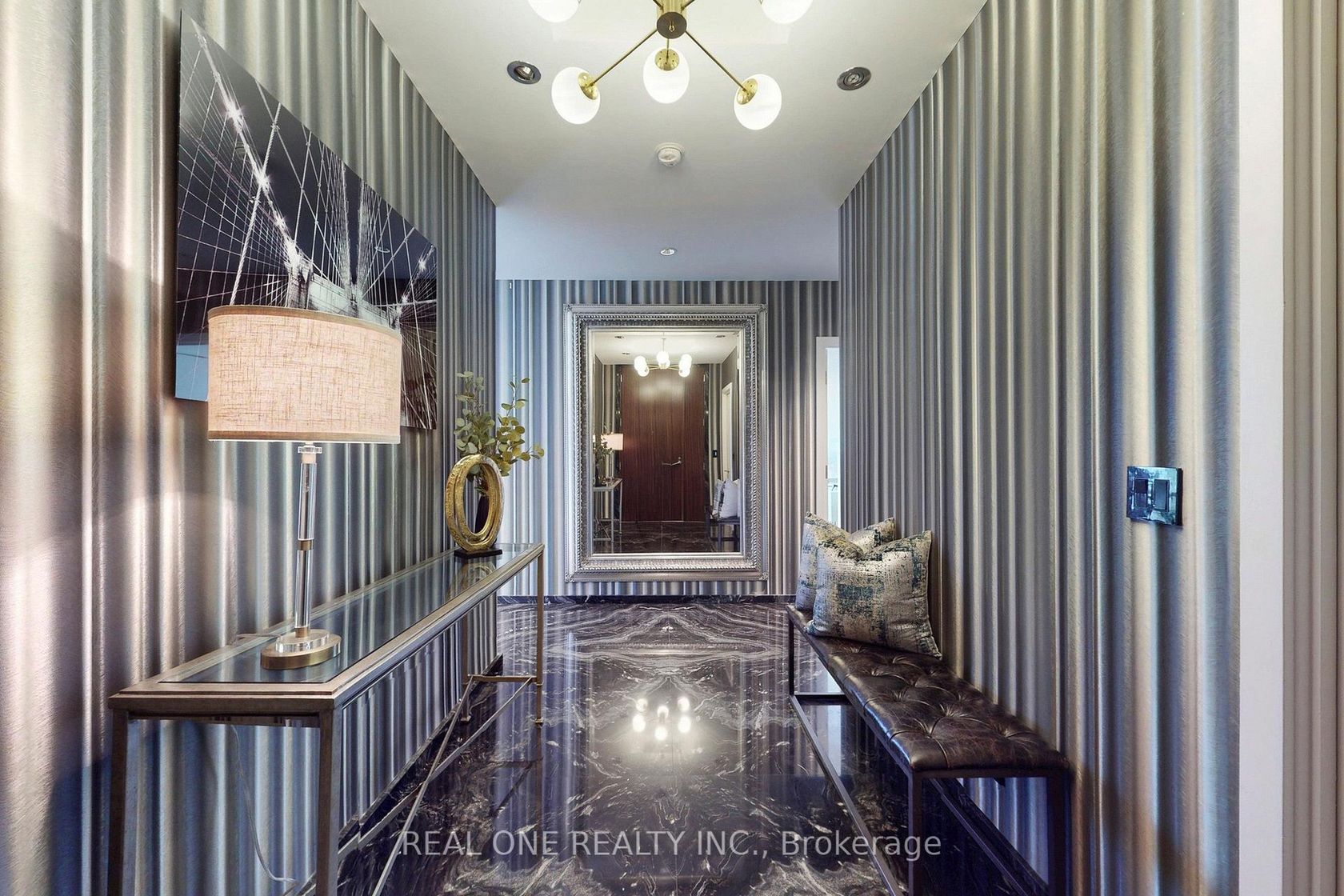 Photo 2 at 6205 - 180 UNIVERSITY Avenue, Bay Street Corridor, Toronto Photo 2 at 6205 - 180 UNIVERSITY Avenue, Bay Street Corridor, Toronto