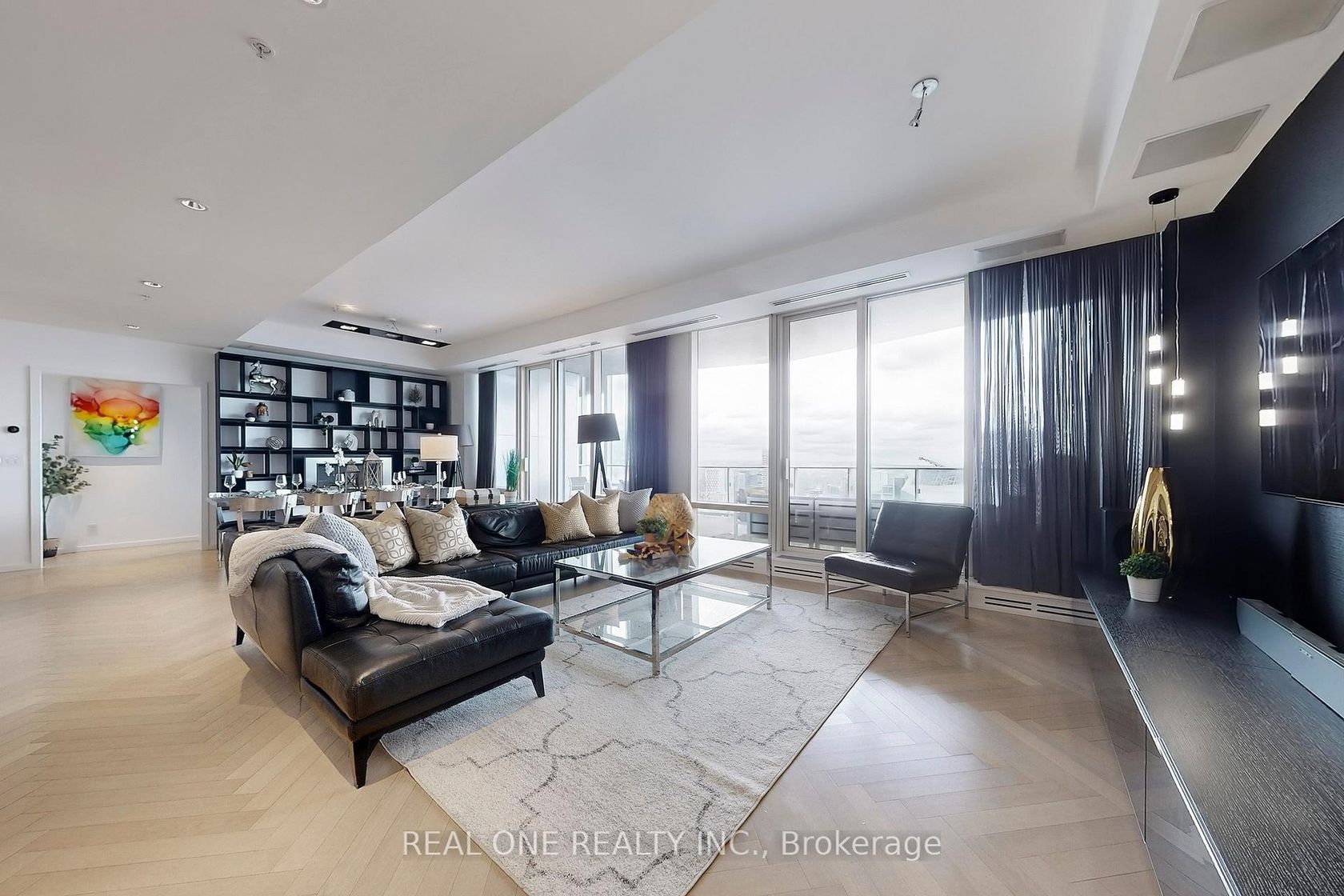 Photo 5 at 6205 - 180 UNIVERSITY Avenue, Bay Street Corridor, Toronto Photo 5 at 6205 - 180 UNIVERSITY Avenue, Bay Street Corridor, Toronto