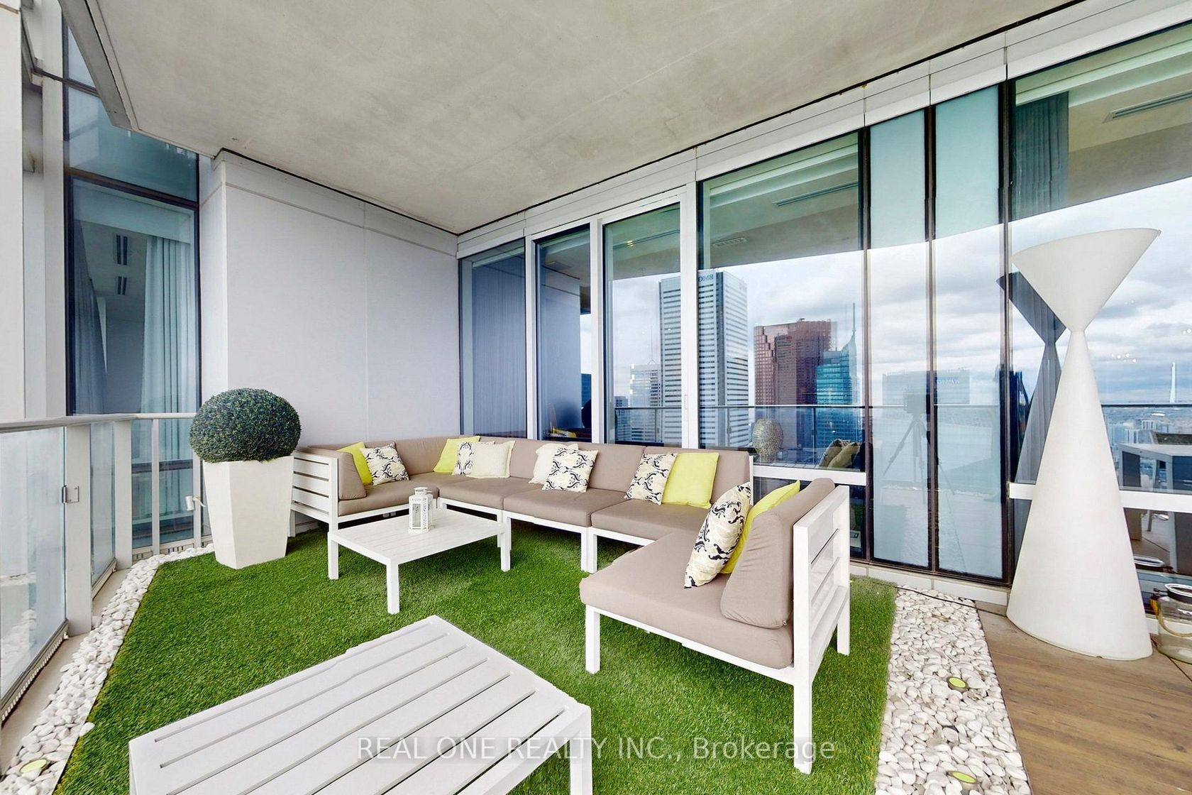 Photo 36 at 6205 - 180 UNIVERSITY Avenue, Bay Street Corridor, Toronto Photo 36 at 6205 - 180 UNIVERSITY Avenue, Bay Street Corridor, Toronto