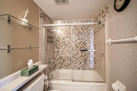 Photo 18 at 1621 - 3 Greystone Walk Drive, Kennedy Park, Toronto