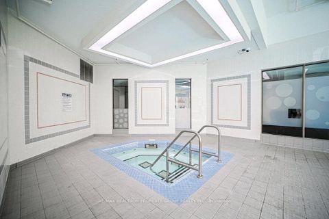 Photo 34 at 1621 - 3 Greystone Walk Drive, Kennedy Park, Toronto