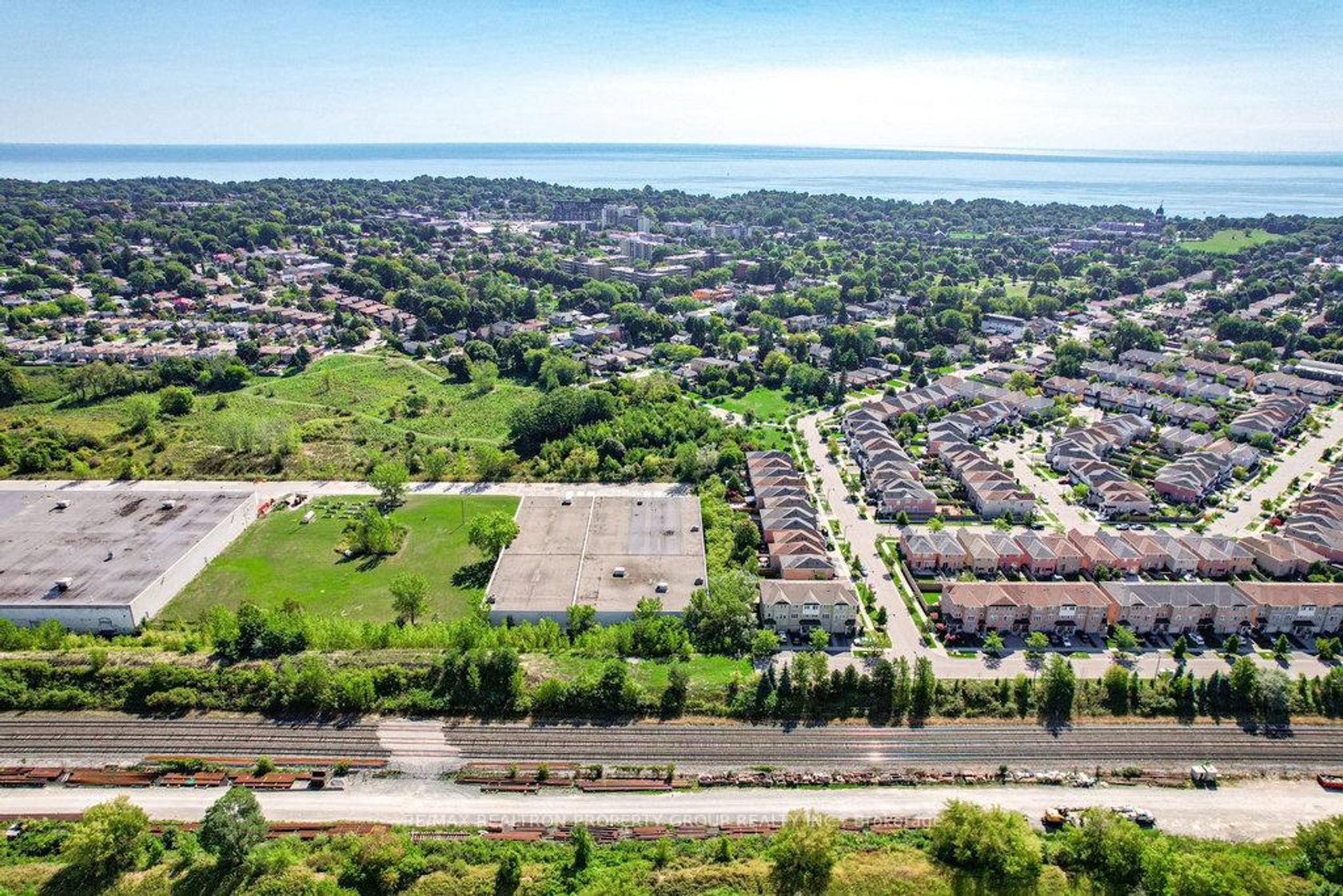 Photo 9 at 1621 - 3 Greystone Walk Drive, Kennedy Park, Toronto Photo 9 at 1621 - 3 Greystone Walk Drive, Kennedy Park, Toronto