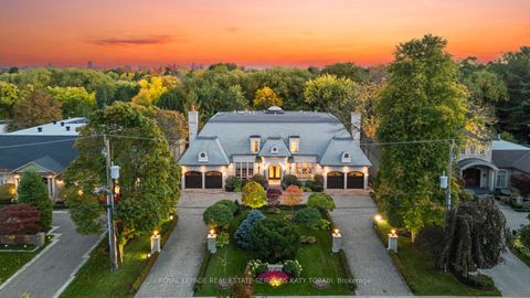 Photo 6 at 101 Forest Heights Boulevard, Windfields, Toronto