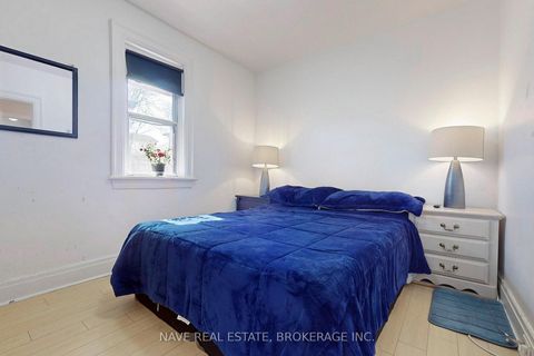 Photo 10 at 87 Steeles Avenue E, Newtonbrook East, Toronto