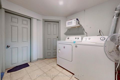 Photo 18 at 87 Steeles Avenue E, Newtonbrook East, Toronto