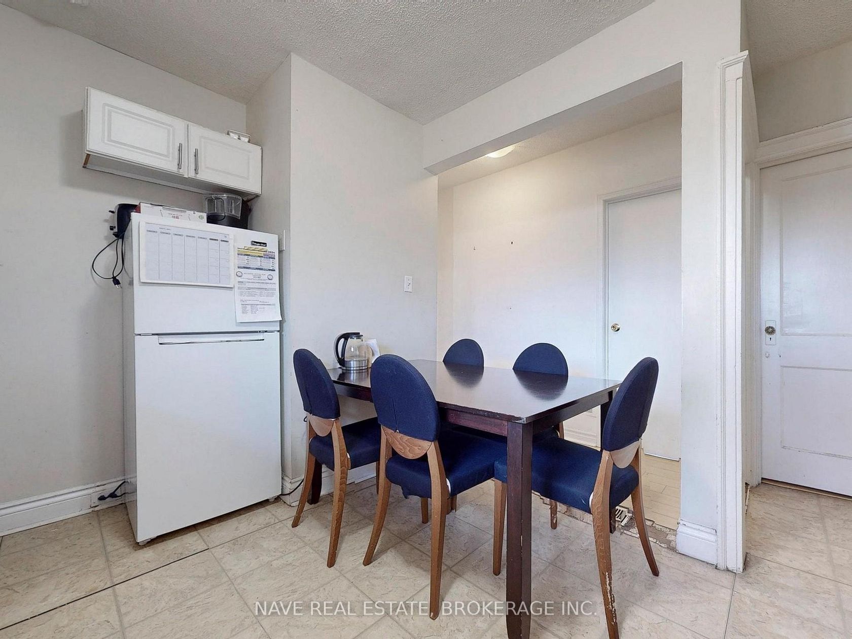 Photo 7 at 87 Steeles Avenue E, Newtonbrook East, Toronto Photo 7 at 87 Steeles Avenue E, Newtonbrook East, Toronto