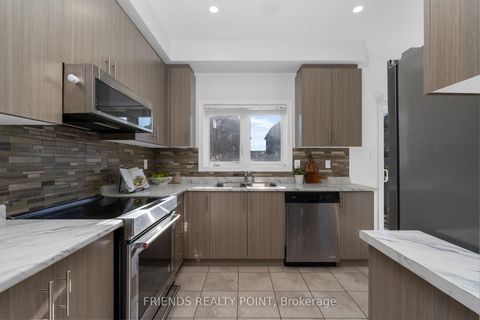 Photo 12 at 57 Forsyth Crescent, West Bayfield, Barrie