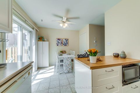 Photo 3 at 36 Trevino Circle, 400 North, Barrie