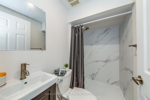 Photo 25 at 36 Trevino Circle, 400 North, Barrie