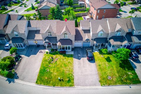 Photo 36 at 36 Trevino Circle, 400 North, Barrie