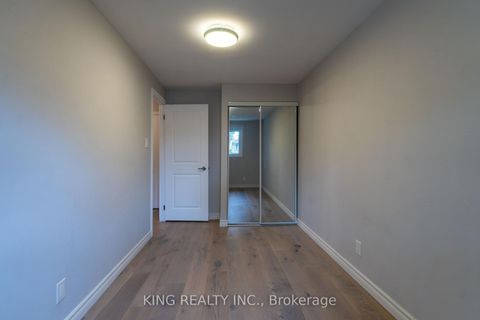 Photo 20 at 4 - 141 Ripley Court, CP College Park, Oakville