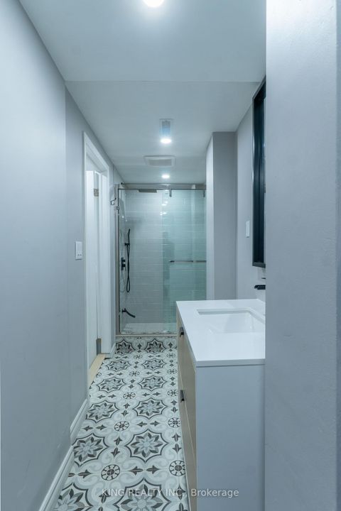 Photo 38 at 4 - 141 Ripley Court, CP College Park, Oakville