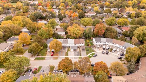 Photo 42 at 4 - 141 Ripley Court, CP College Park, Oakville