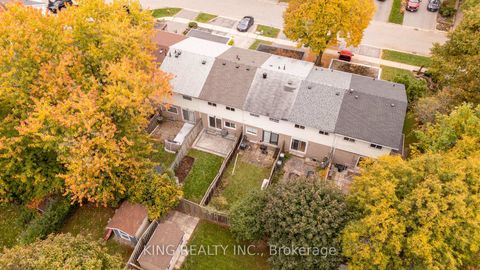 Photo 43 at 4 - 141 Ripley Court, CP College Park, Oakville