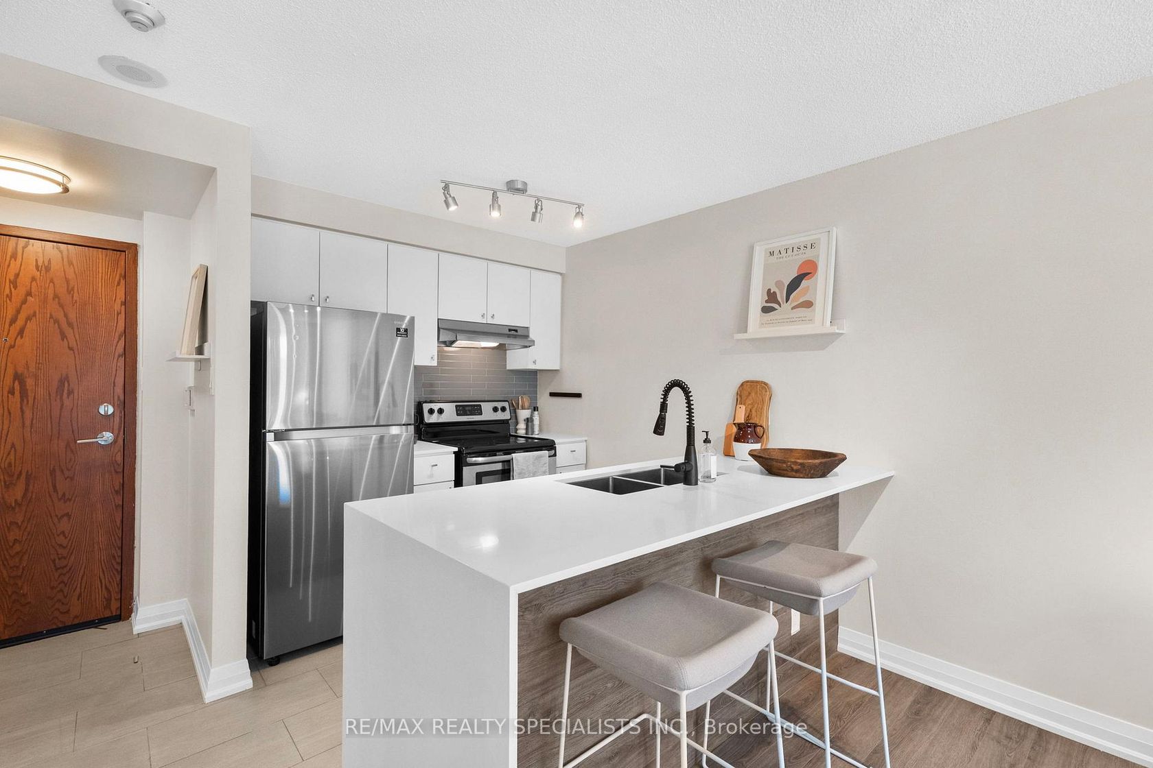 Photo 4 at 710 - 10 Yonge Street, Waterfront Communities C1, Toronto Photo 4 at 710 - 10 Yonge Street, Waterfront Communities C1, Toronto