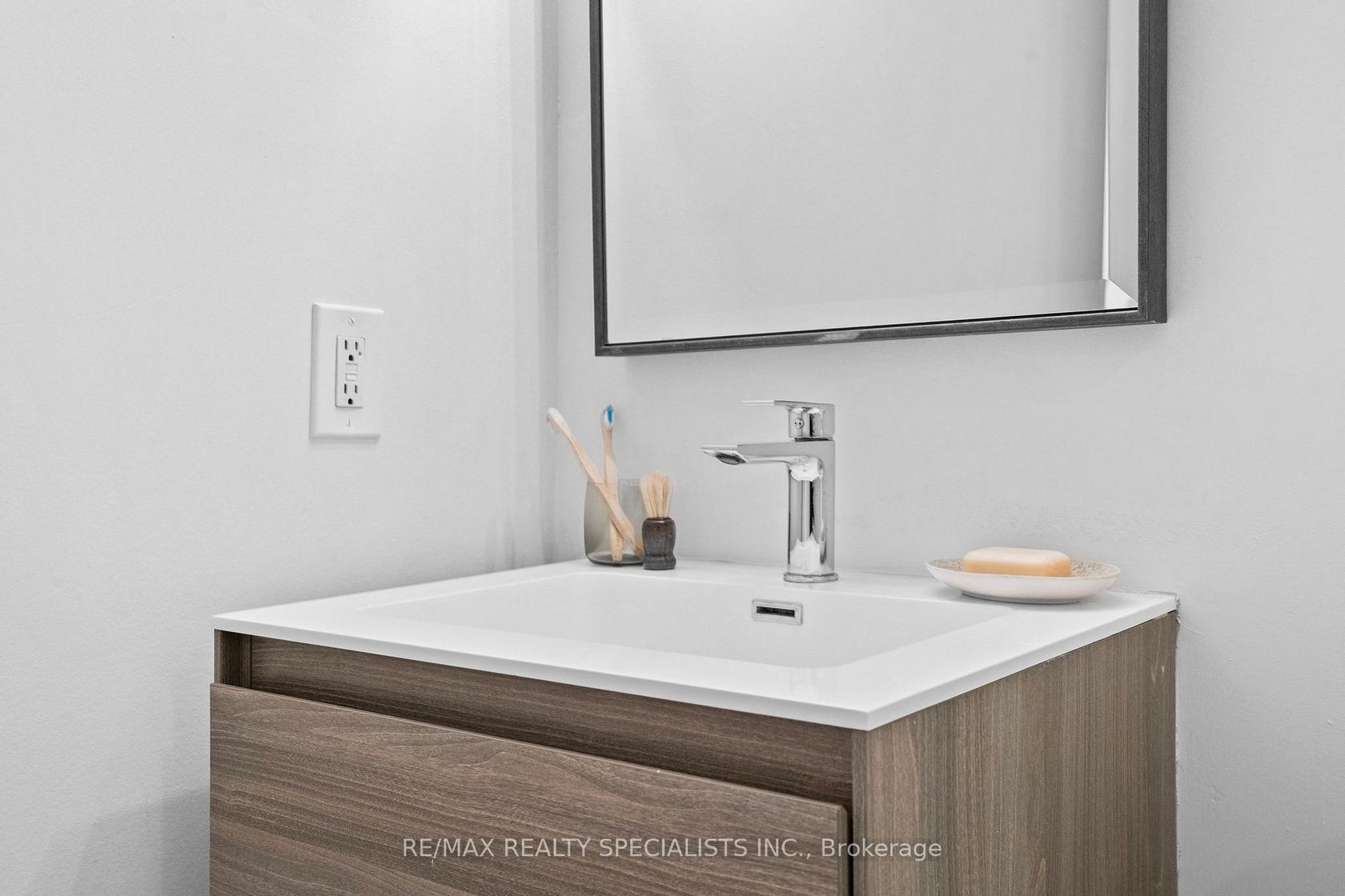 Photo 16 at 710 - 10 Yonge Street, Waterfront Communities C1, Toronto Photo 16 at 710 - 10 Yonge Street, Waterfront Communities C1, Toronto