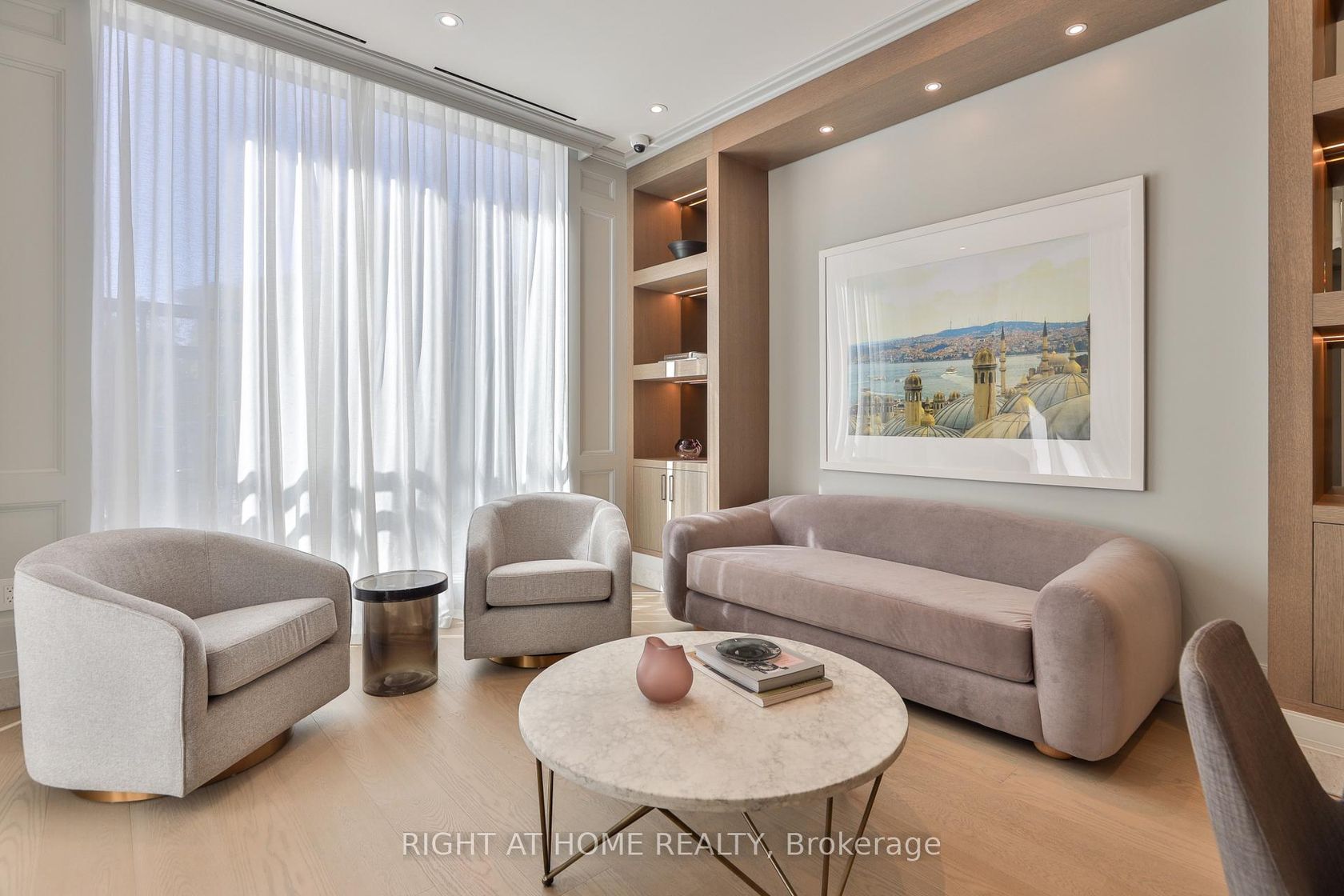 Photo 12 at 404 - 10 Prince Arthur Avenue, Annex, Toronto Photo 12 at 404 - 10 Prince Arthur Avenue, Annex, Toronto