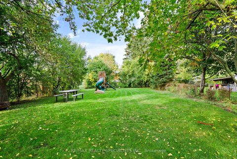 Photo 2 at 8 Brumwell Street, Centennial Scarborough, Toronto