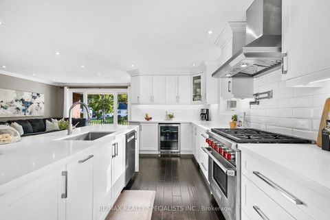 Photo 15 at 8 Brumwell Street, Centennial Scarborough, Toronto