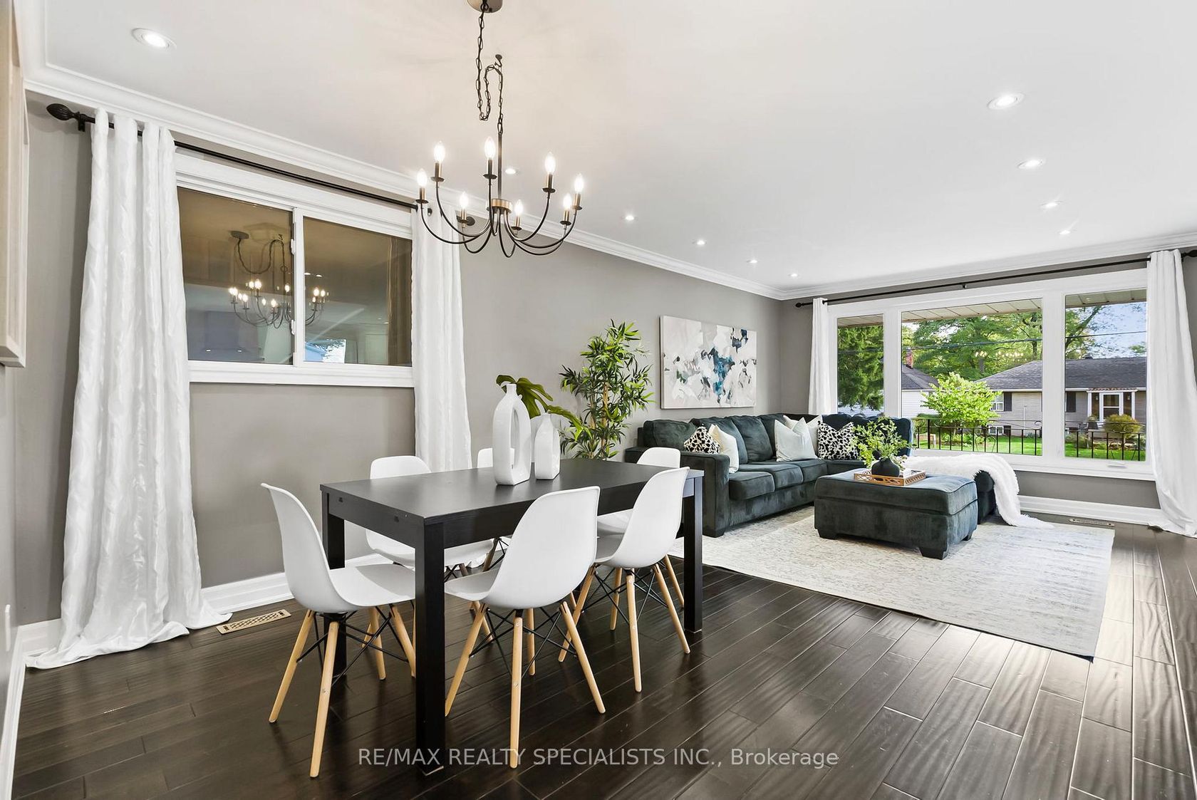 Photo 9 at 8 Brumwell Street, Centennial Scarborough, Toronto Photo 9 at 8 Brumwell Street, Centennial Scarborough, Toronto