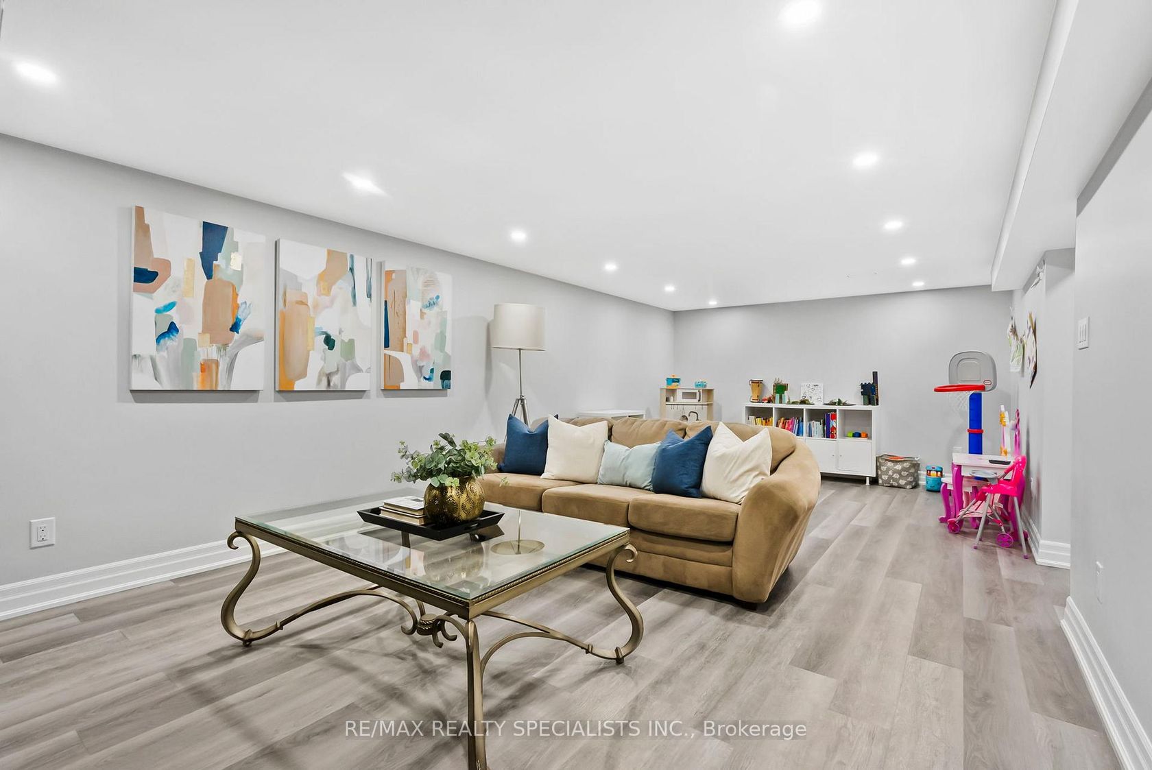 Photo 33 at 8 Brumwell Street, Centennial Scarborough, Toronto Photo 33 at 8 Brumwell Street, Centennial Scarborough, Toronto