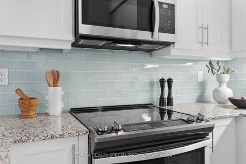 Photo 6 at 417 - 8 Drummond Street, Mimico, Toronto