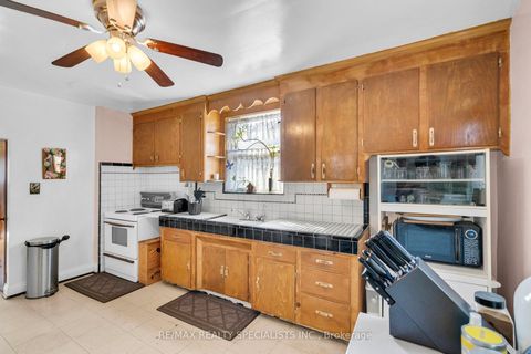 Photo 16 at 50 Twenty Third Street, Long Branch, Toronto