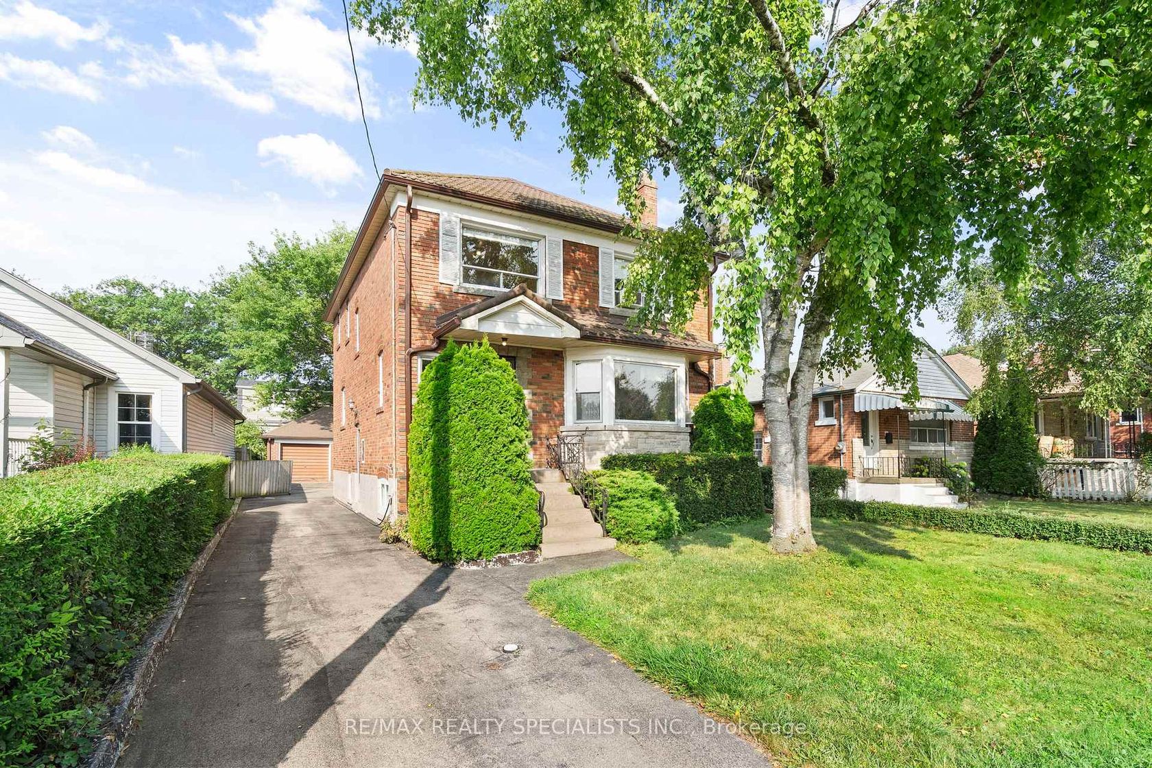 Photo 1 at 50 Twenty Third Street, Long Branch, Toronto Photo 1 at 50 Twenty Third Street, Long Branch, Toronto