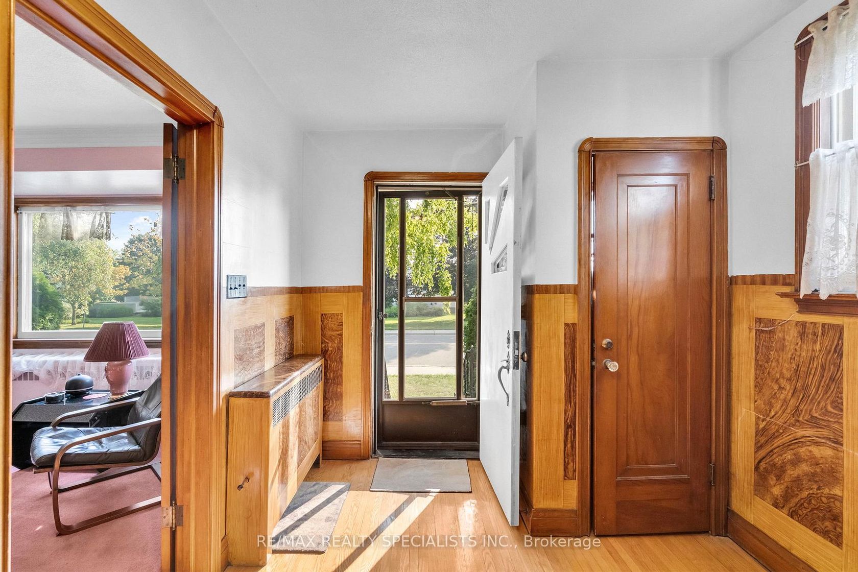 Photo 3 at 50 Twenty Third Street, Long Branch, Toronto Photo 3 at 50 Twenty Third Street, Long Branch, Toronto