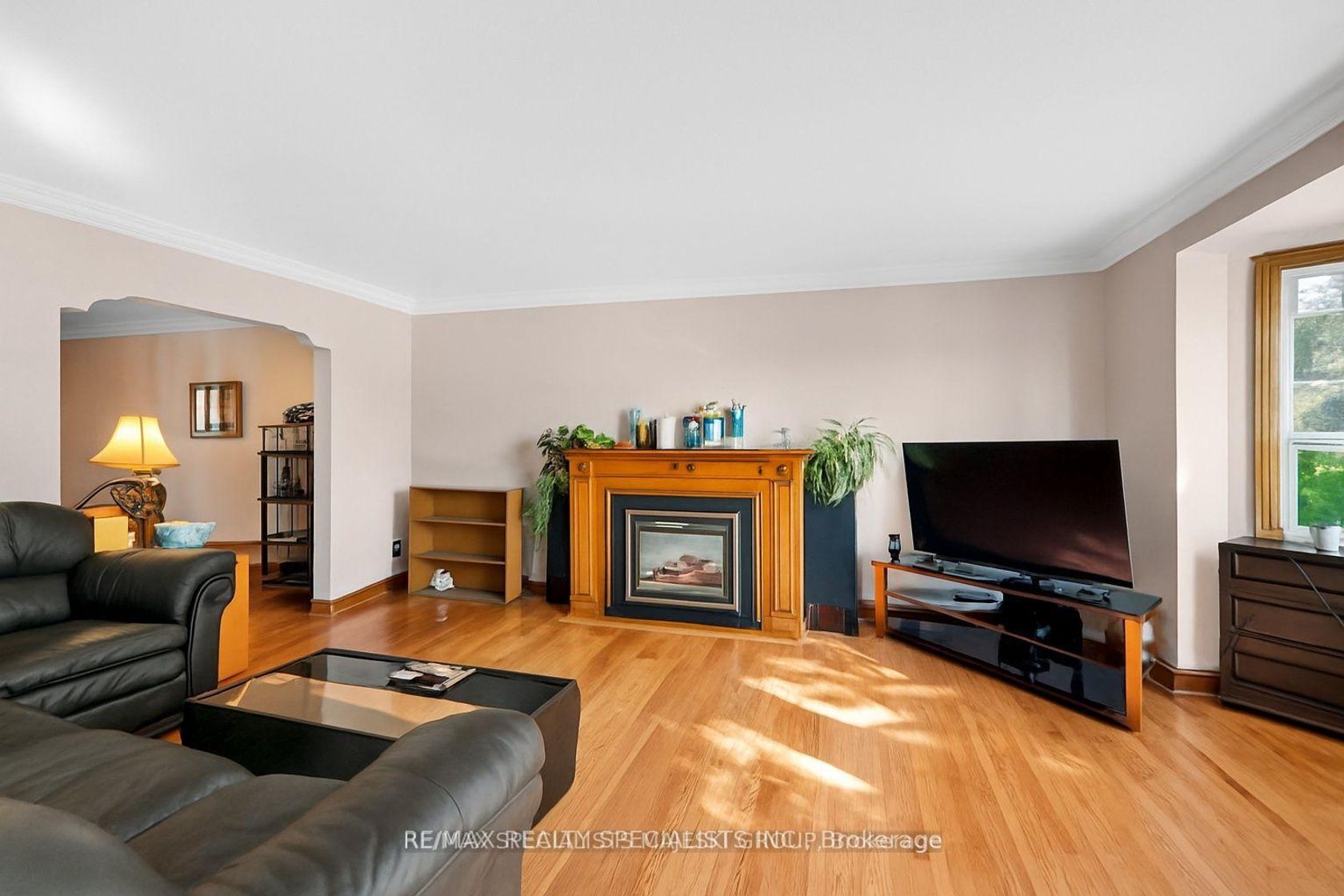 Photo 7 at 50 Twenty Third Street, Long Branch, Toronto Photo 7 at 50 Twenty Third Street, Long Branch, Toronto