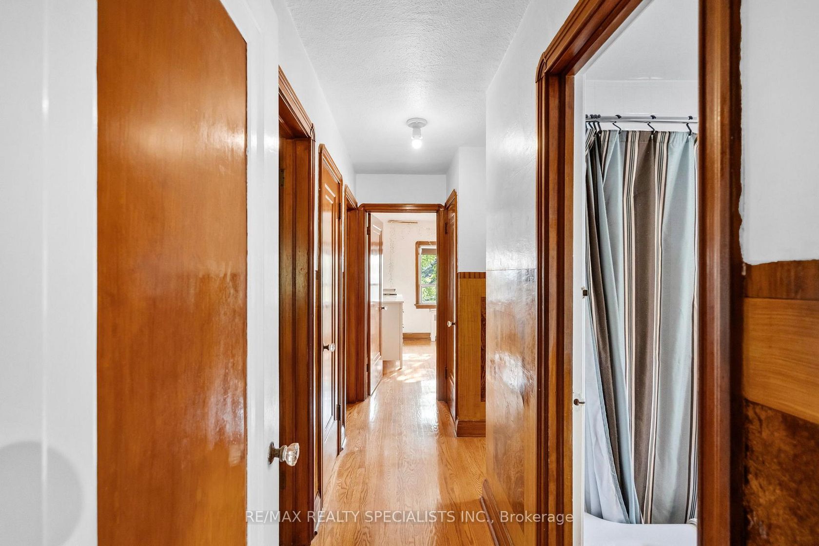 Photo 21 at 50 Twenty Third Street, Long Branch, Toronto Photo 21 at 50 Twenty Third Street, Long Branch, Toronto