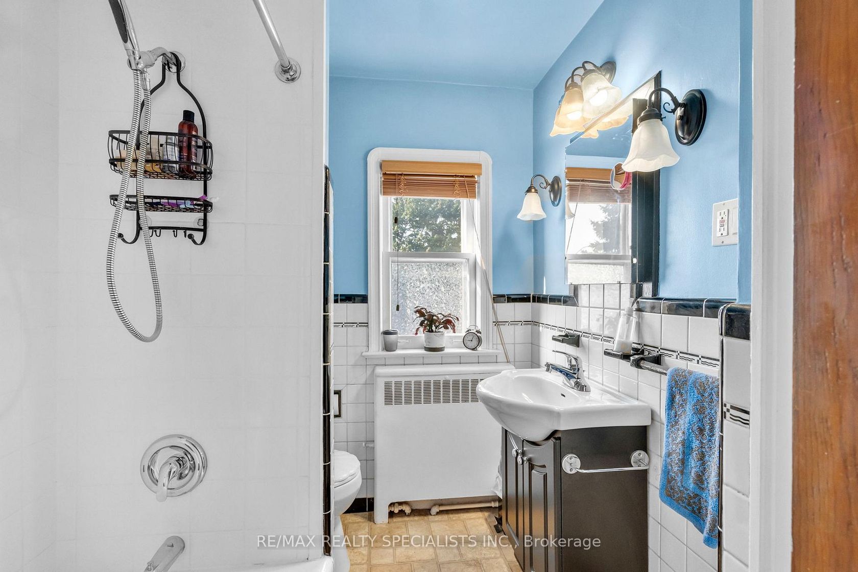 Photo 25 at 50 Twenty Third Street, Long Branch, Toronto Photo 25 at 50 Twenty Third Street, Long Branch, Toronto