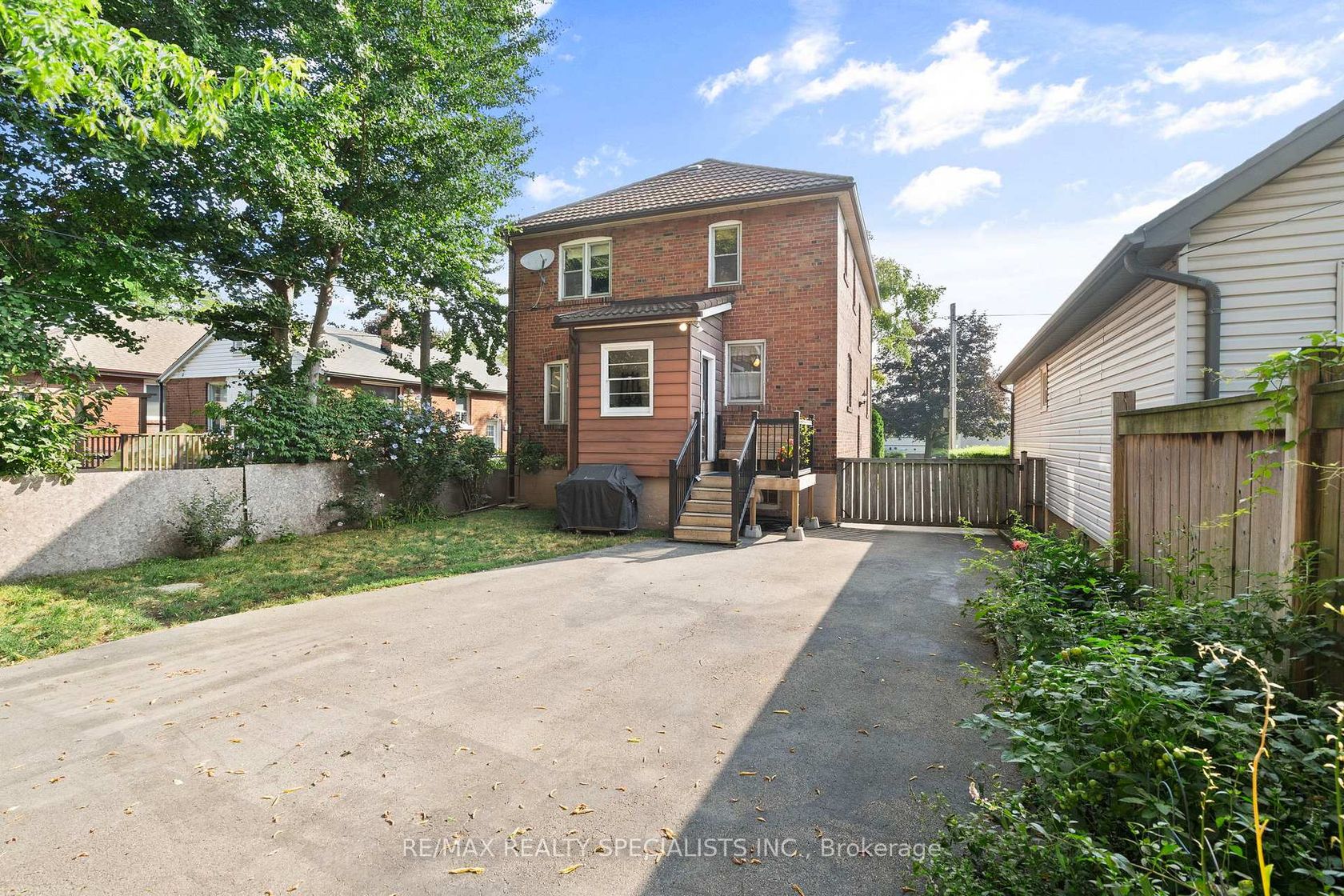 Photo 45 at 50 Twenty Third Street, Long Branch, Toronto Photo 45 at 50 Twenty Third Street, Long Branch, Toronto